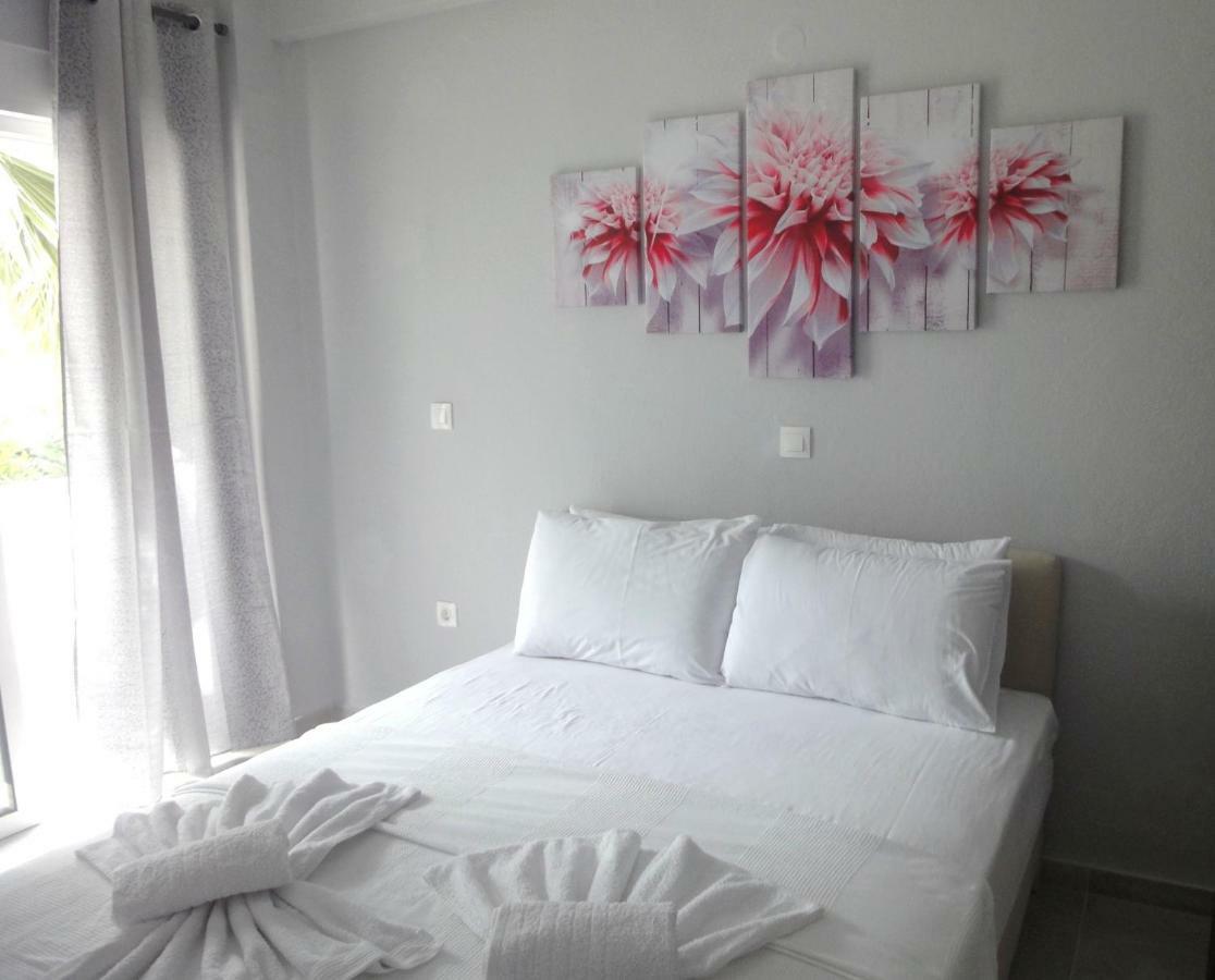 Nikogroup Sofia Appartement Polychrono Buitenkant foto